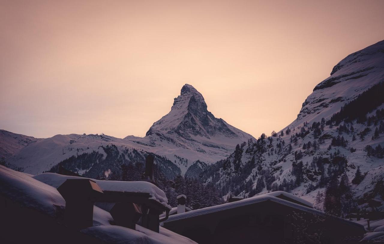 Hotel The Rex Zermatt Exterior foto